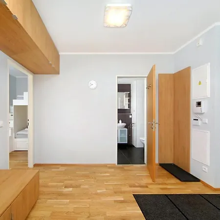Medvedin 331/409 Apartament
