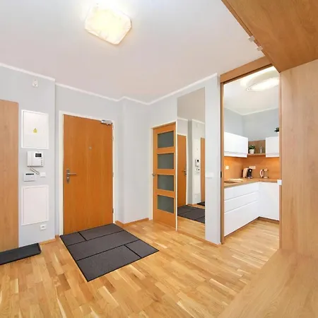 Medvedin 331/409 Apartament