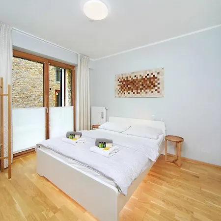 Medvedin 331/409 Apartament *